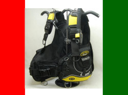 �߸˽�ʬ��CRESSI-SUB��111BC�����㥱�åȡ�XS������
